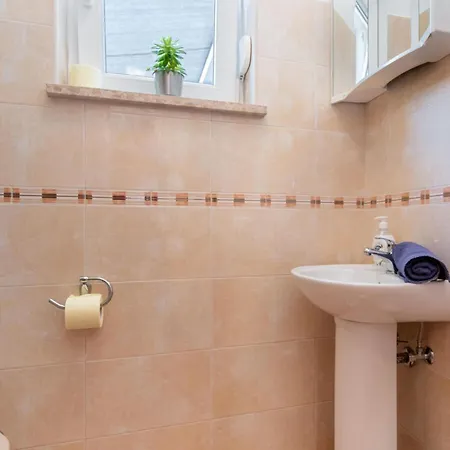 Dora Comfortable Labin (Istria)